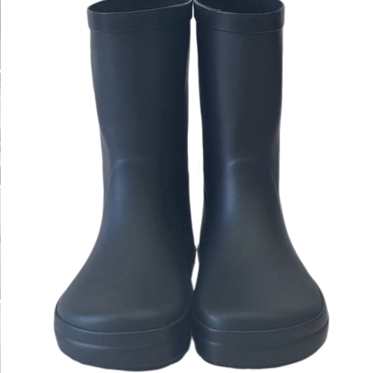 Botti tal-Latex għat-Tfal